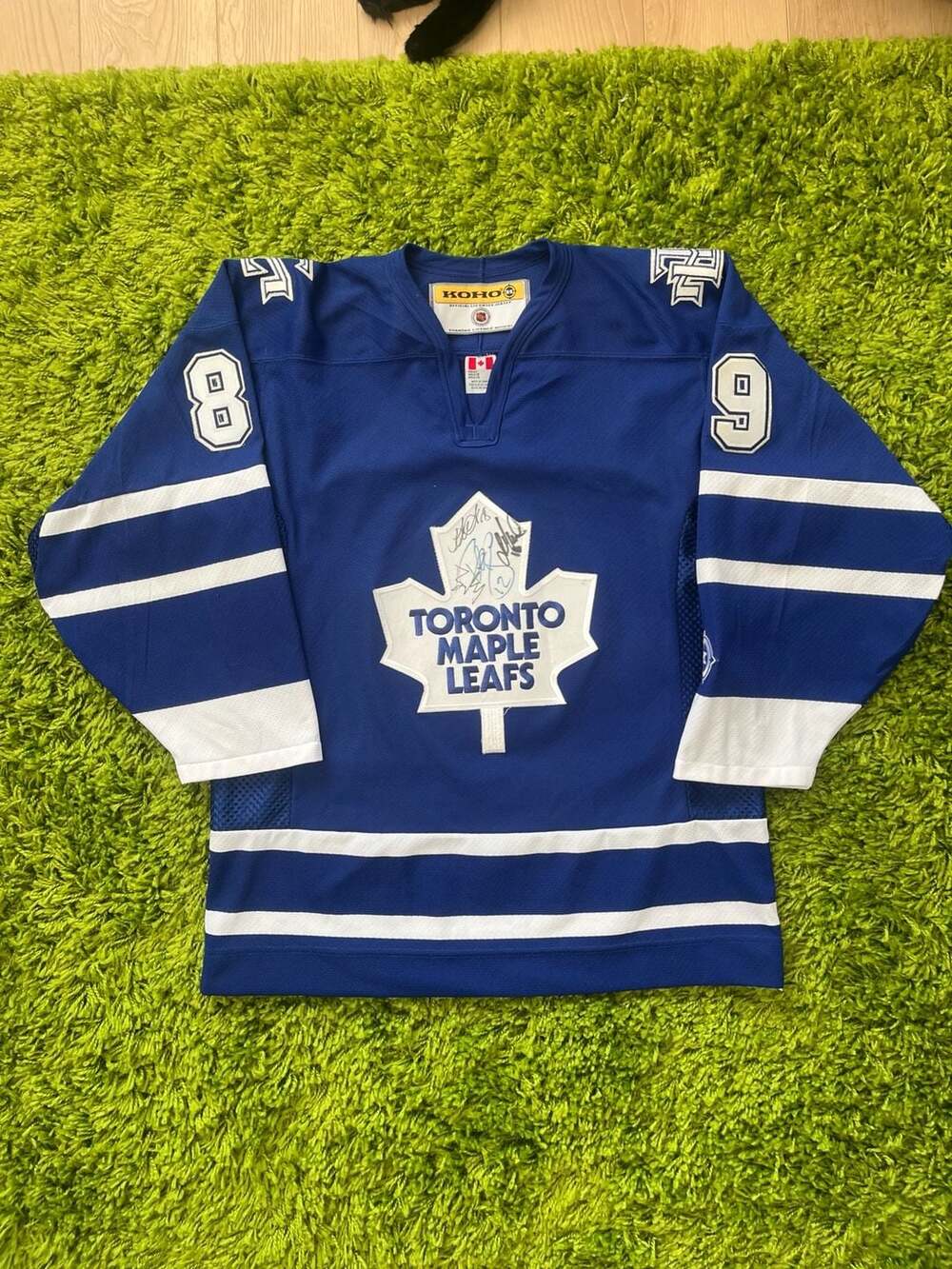 Vintage Koho Alexander Mogilny Toronto Maple Leafs Autographed NHL Hockey Jersey